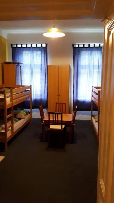Simple Apartment 10 Minutes To Downtown 비엔나 외부 사진